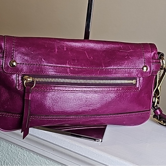 COACH 12450 Hampton Lindsey Leather Plum Flap Turnlock Clutch Charm Wrist Strap - Picture 9 of 12